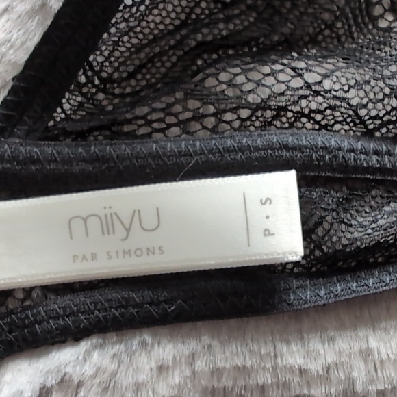 NWT LACE WIRELESS BRA, S - Picture 8 of 14